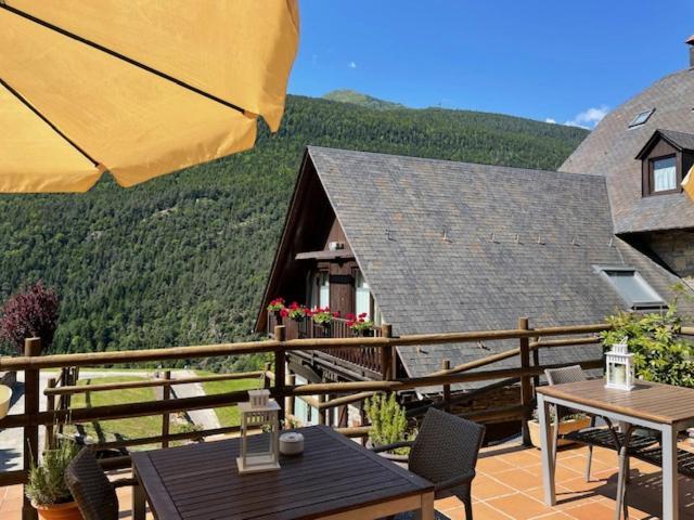 Tierras De Aran Hotell Betlán Exteriör bild